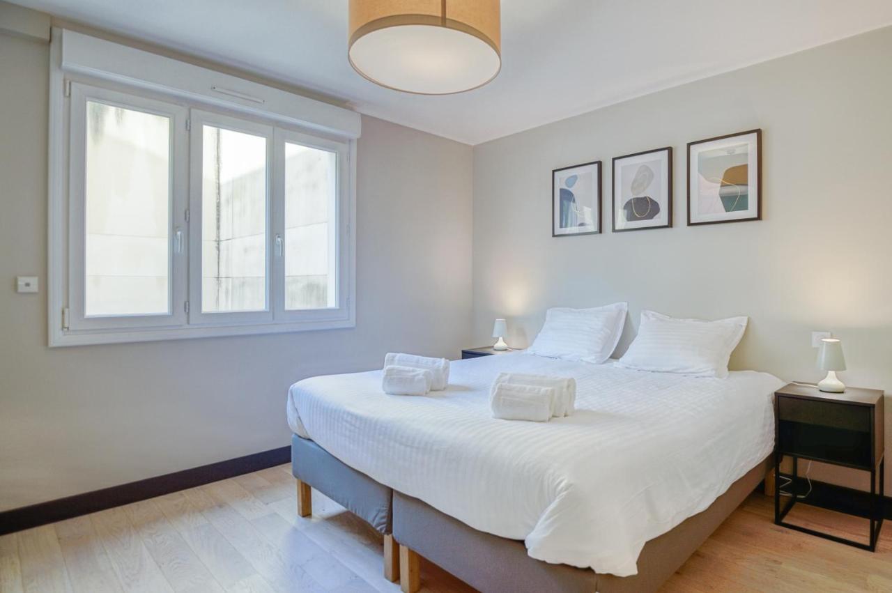 Le Gambetta - T3 Standing Avec Parking, Wifi, Netflix Lejlighed Laval  Eksteriør billede